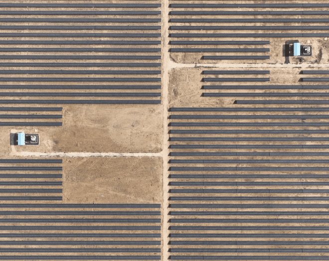 שדה סולארי Solar Field